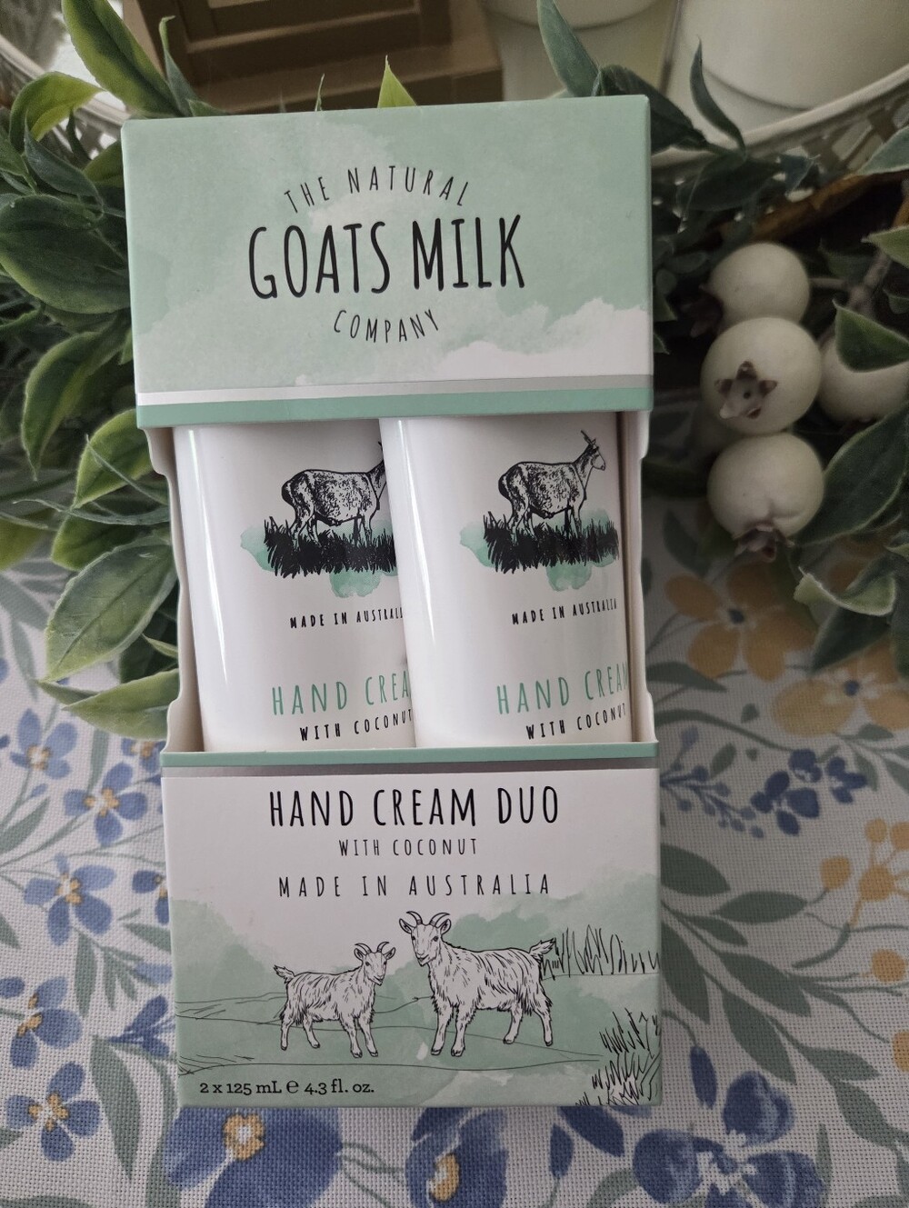 Hand Cream Duo — Mint Green - Picture 2 of 3